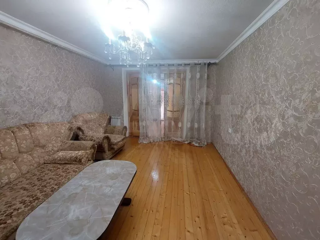 3-к. квартира, 50 м, 1/5 эт. - Фото 1