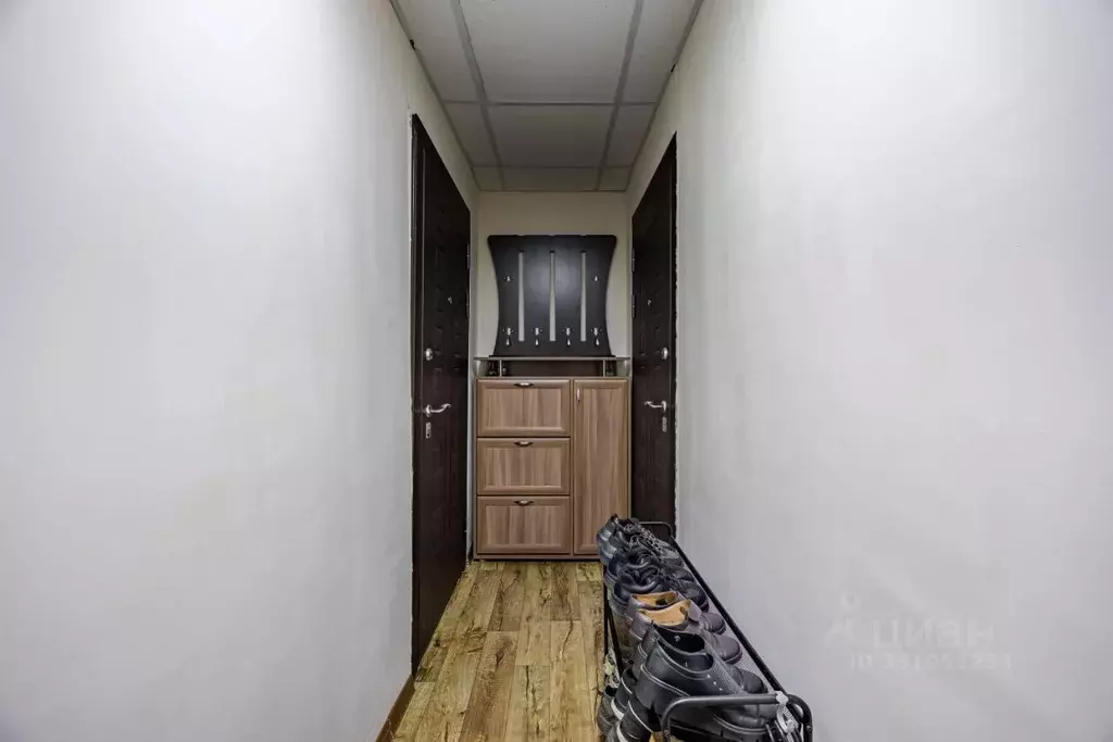 Комната Санкт-Петербург ул. Антонова-Овсеенко, 3 (11.9 м) - Фото 1