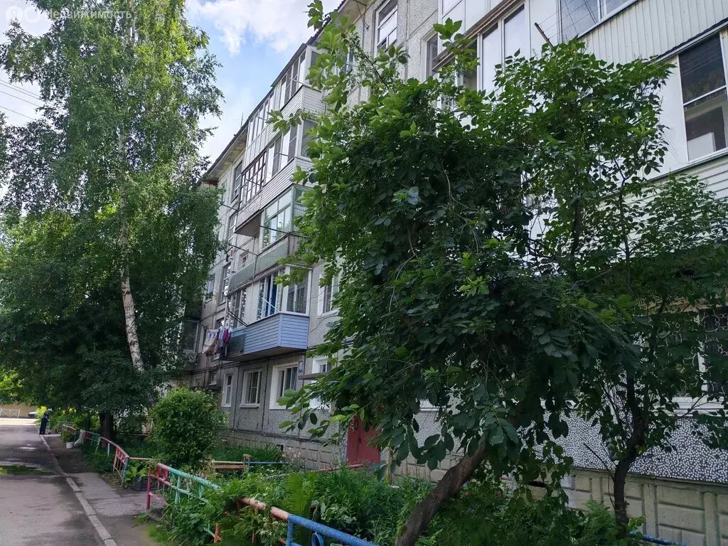 3-комнатная квартира: Омск, 10-я Чередовая улица, 26/1 (48.5 м) - Фото 1