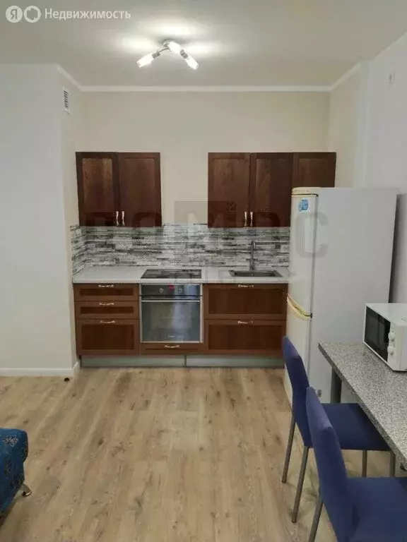 1-комнатная квартира: Екатеринбург, улица 8 Марта, 204Г (35 м) - Фото 2