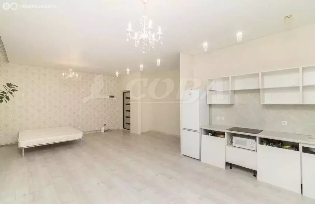 1-комнатная квартира: Тюмень, улица Раушана Абдуллина, 7 (45.2 м) - Фото 1