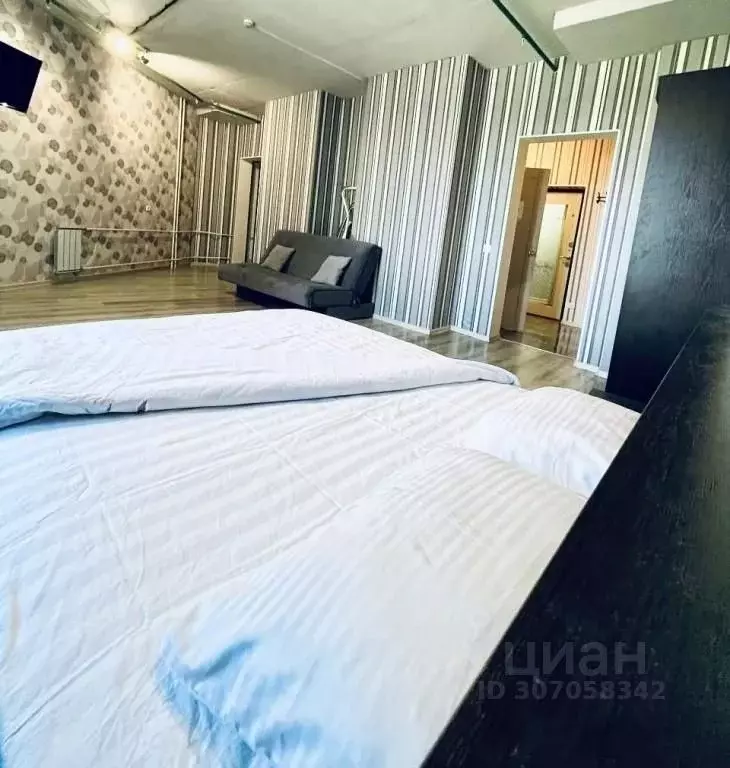 1-к кв. Свердловская область, Екатеринбург ул. Крестинского, 35 (40.0 ... - Фото 2