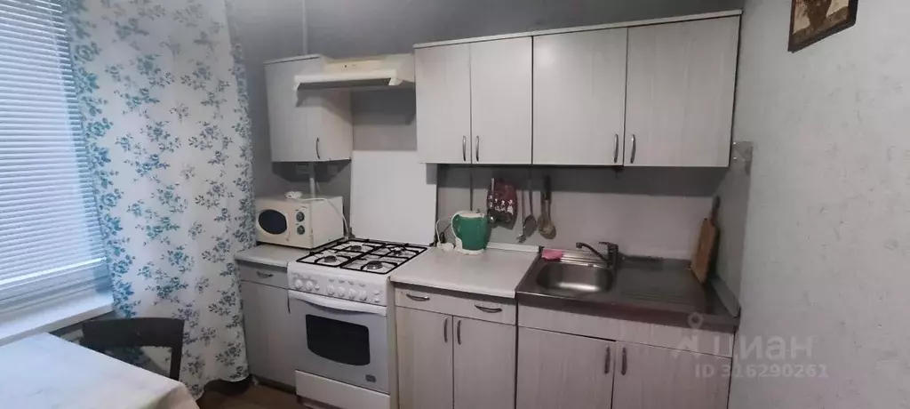 1-к кв. Воронежская область, Воронеж ул. Генерала Лизюкова, 3 (32.0 м) - Фото 0