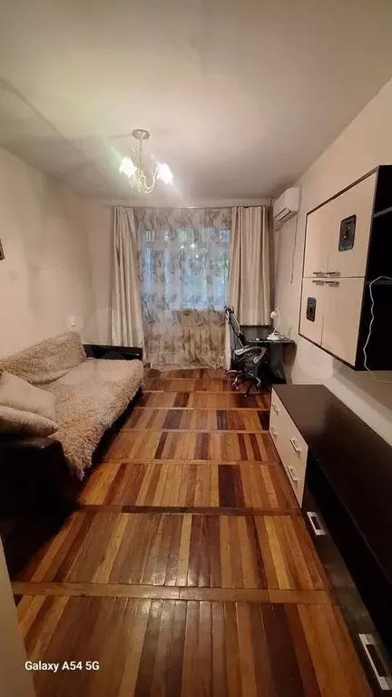 2-к. квартира, 58 м, 1/5 эт. - Фото 1