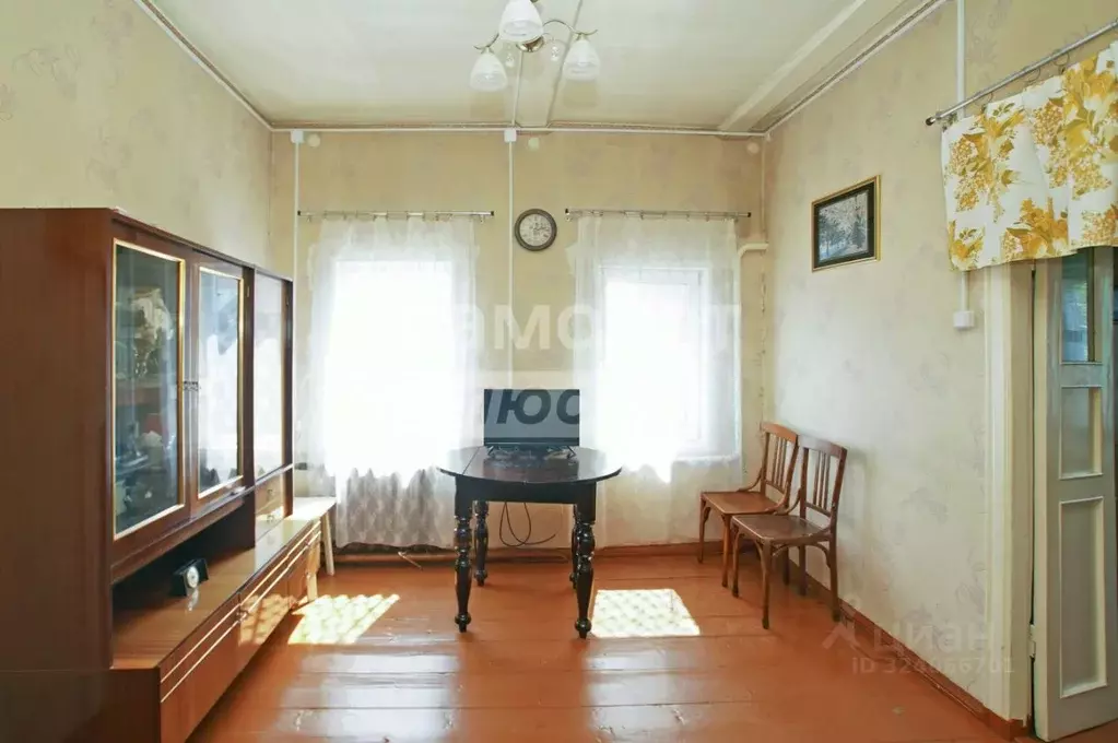 Дом в Омская область, Омск Порт-Артур мкр, ул. Семашко, 46 (66 м) - Фото 1