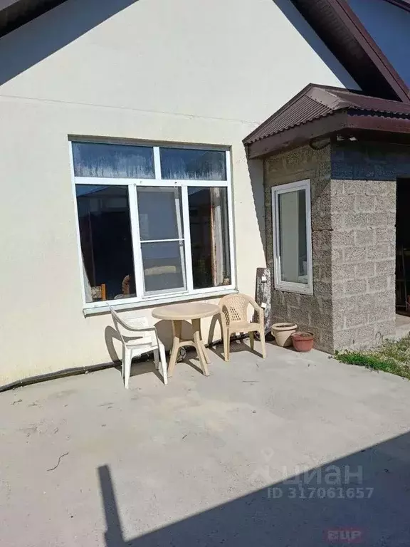 Дом в Краснодарский край, Новороссийск ул. Хоперская, 14 (74 м) - Фото 0