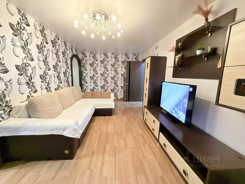 3-к кв. Сахалинская область, Южно-Сахалинск 7-й мкр, проезд ... - Фото 1