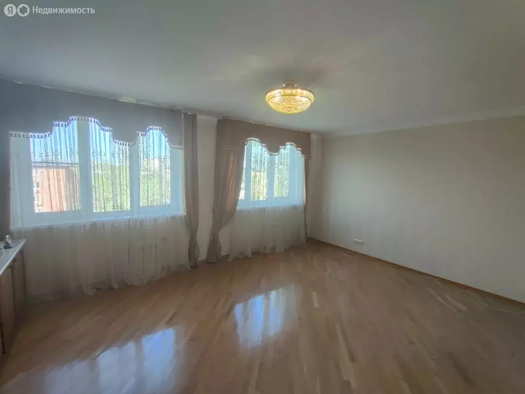4-комнатная квартира: Владикавказ, проспект Коста, 292к1 (84 м) - Фото 1
