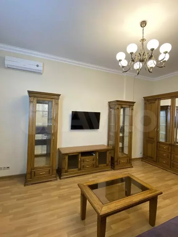 2-к. квартира, 55 м, 3/8 эт. - Фото 0