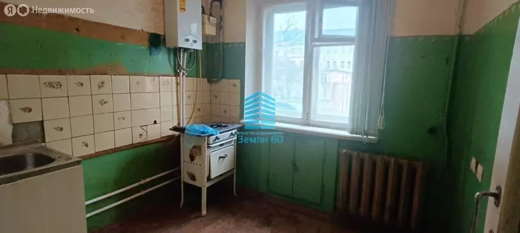 1-комнатная квартира: Великие Луки, Первомайская улица, 3 (30 м) - Фото 1