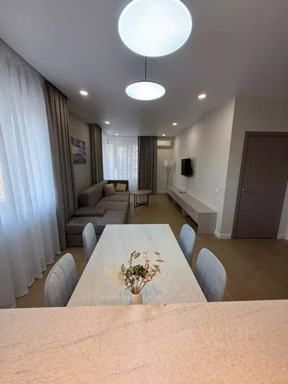 2-к кв. Красноярский край, Красноярск ул. Партизана Железняка, 38 ... - Фото 1