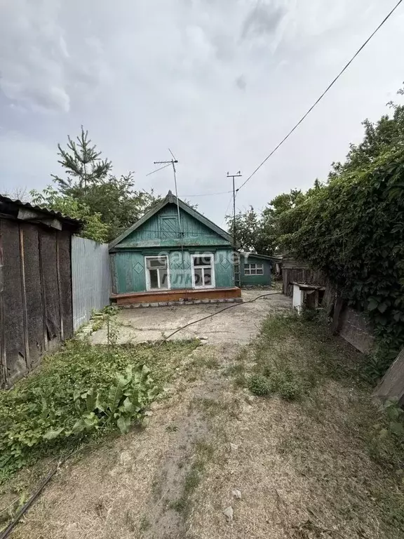 Дом в Волгоградская область, Волгоград Валдайская ул. (48 м) - Фото 1
