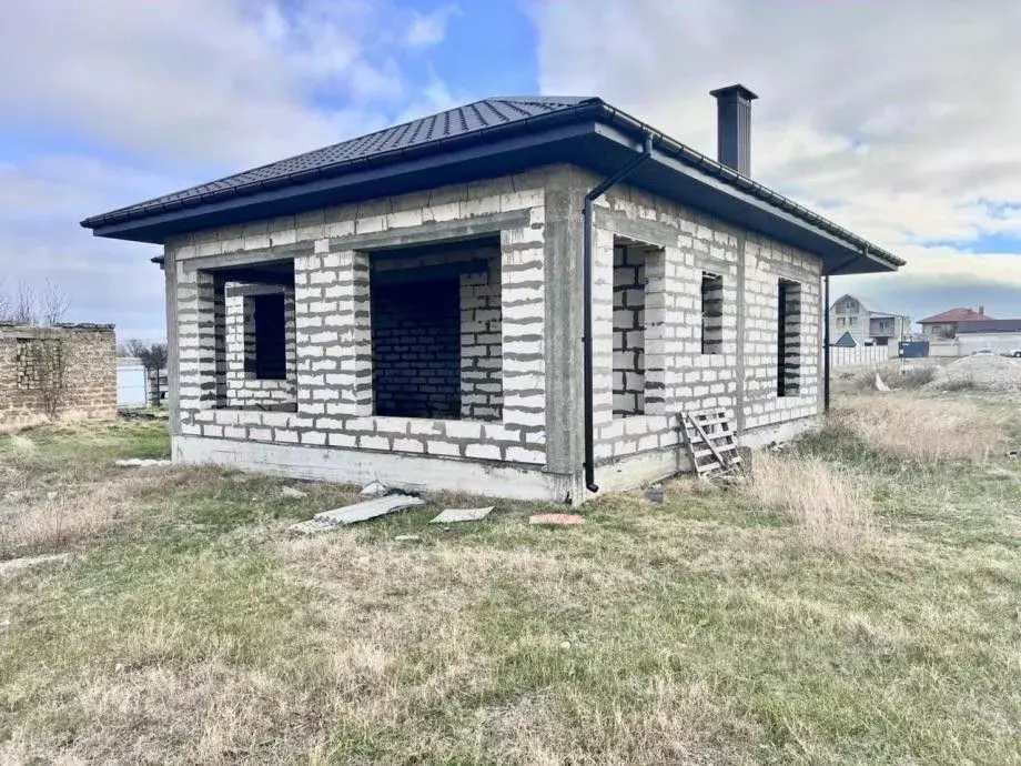 Дом в Крым, Симферопольский район, с. Родниково ул. Энтузиастов, 3 ... - Фото 1