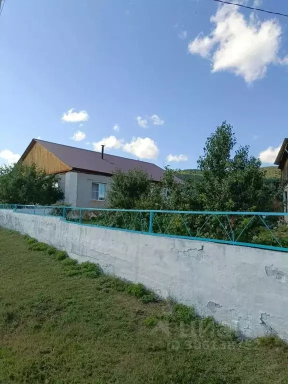 Дом в Иркутская область, Ольхонский район, Еланцынское муниципальное ... - Фото 0