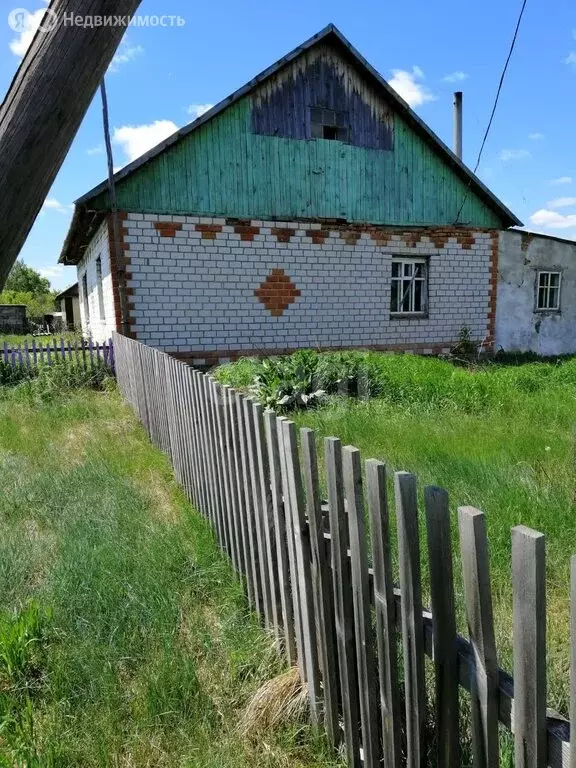 Дом в село Новониколаевка, Западная улица (124 м) - Фото 0