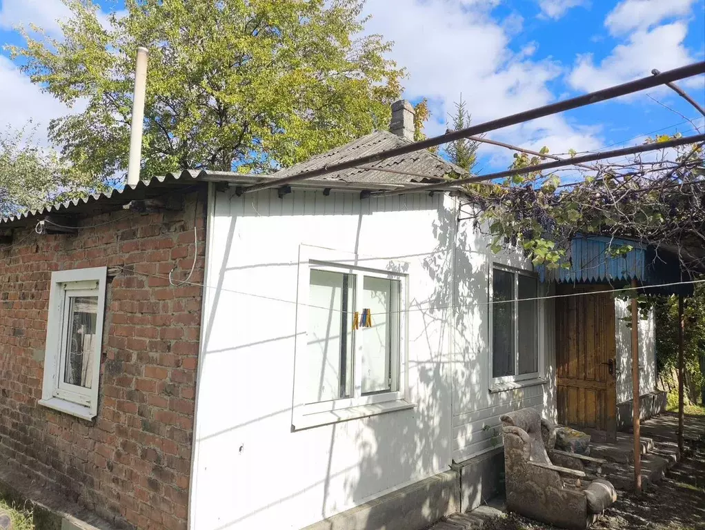 Дом в Краснодарский край, Кавказская ст-ца пер. Садовый (61 м) - Фото 2