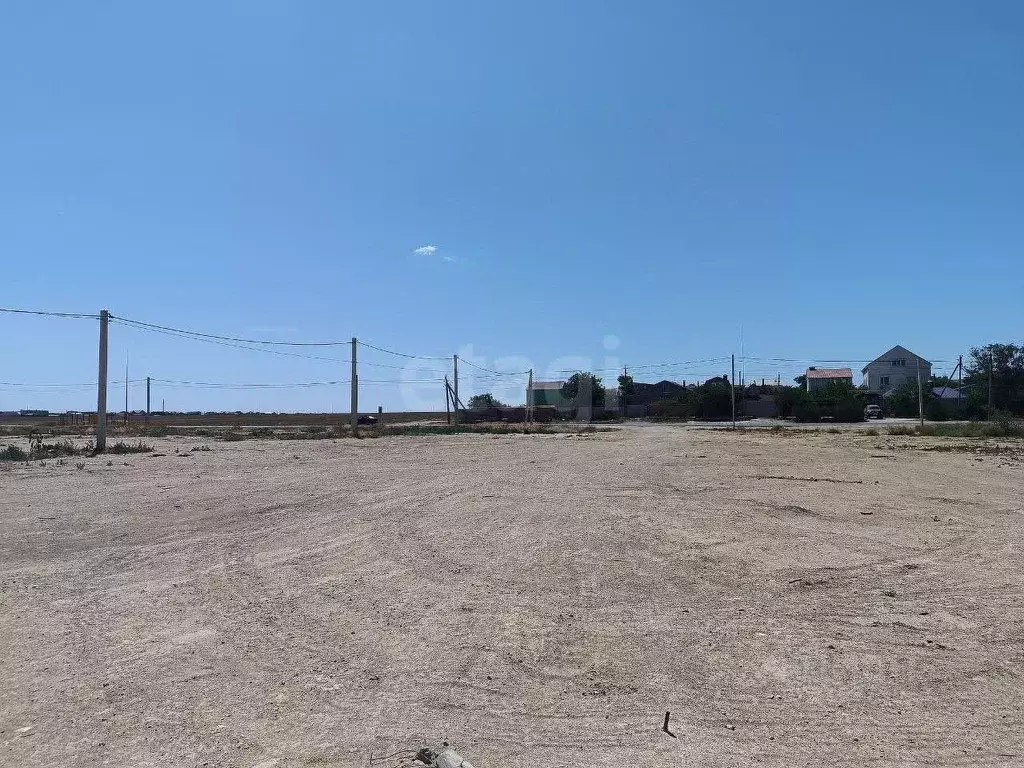 Участок в Крым, Сакский район, с. Суворовское ул. Суворовская, 1А (6.0 ... - Фото 1
