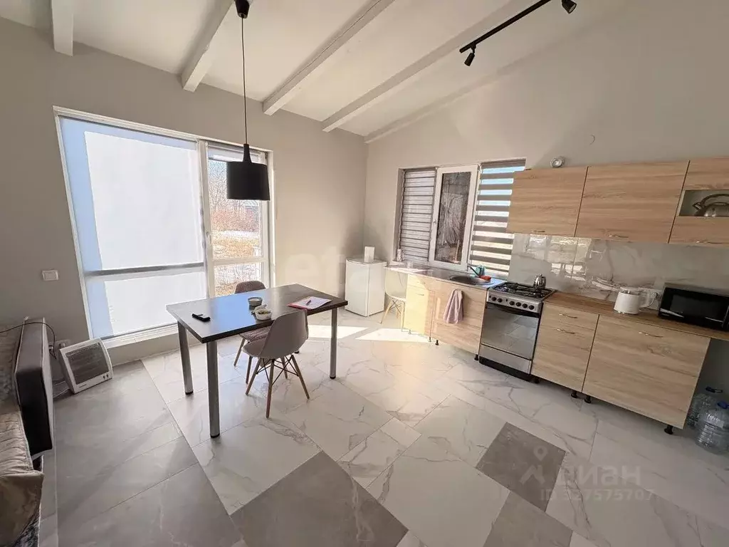 Дом в Калининградская область, Гурьевский муниципальный округ, пос. ... - Фото 1