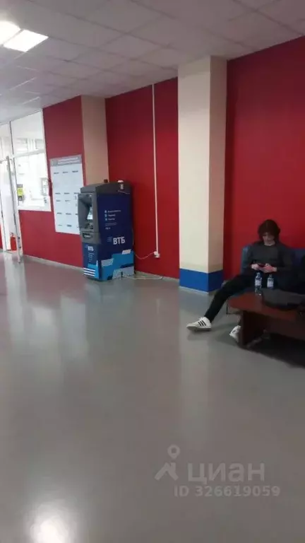 Помещение свободного назначения в Тюменская область, Тюмень ул. ... - Фото 2