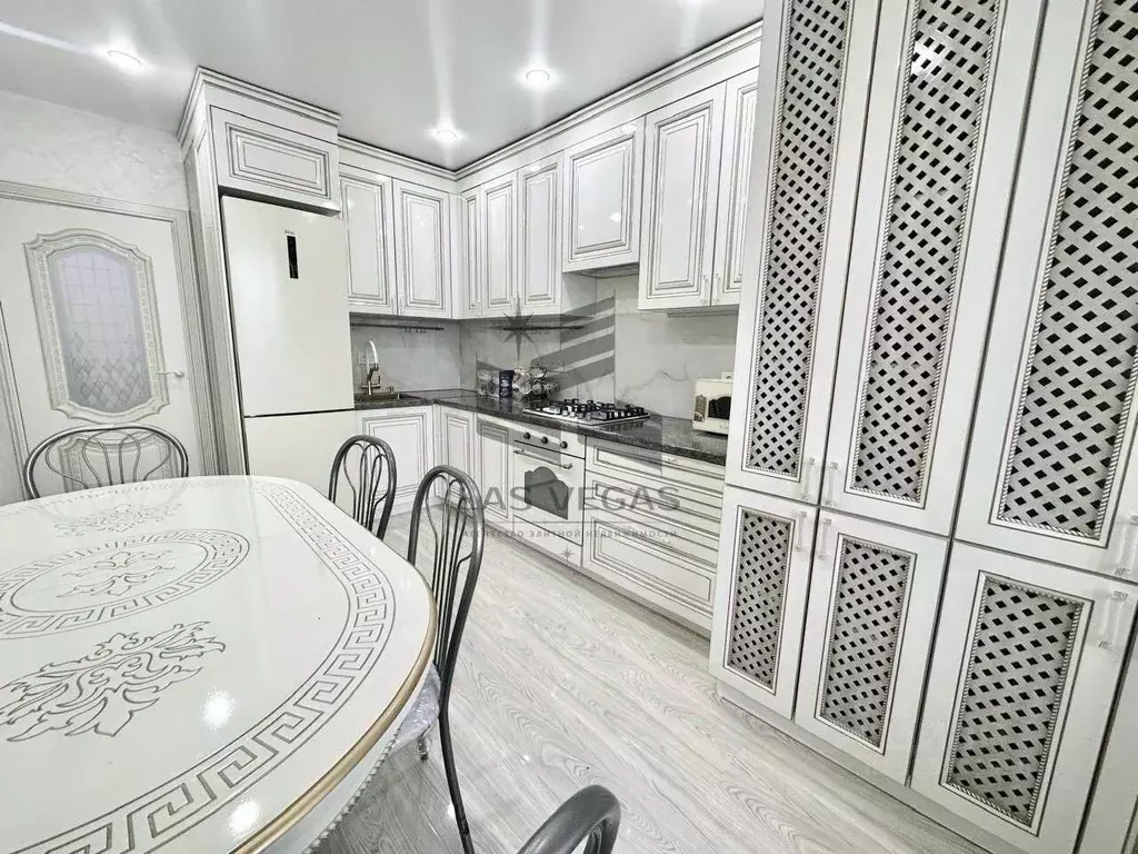 4-к кв. Татарстан, Казань ул. Тунакова, 41 (100.0 м) - Фото 0