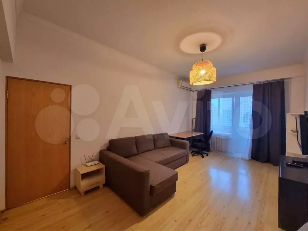 2-к. квартира, 54 м, 8/8 эт. - Фото 1