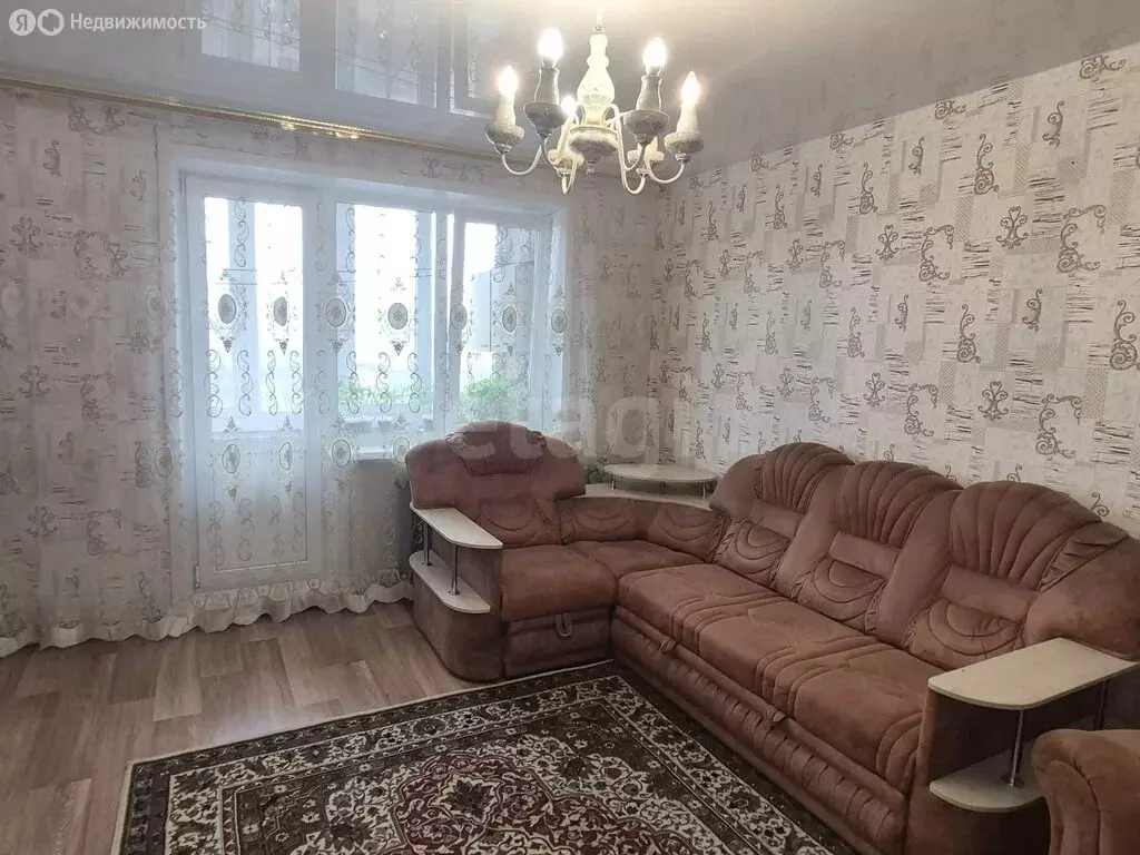 3-комнатная квартира: Камышлов, Ленинградская улица, 26 (61.8 м) - Фото 1