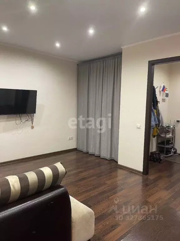 Студия Тюменская область, Тюмень Микрорайон мыс, ул. Судоремонтная, 31 ... - Фото 1