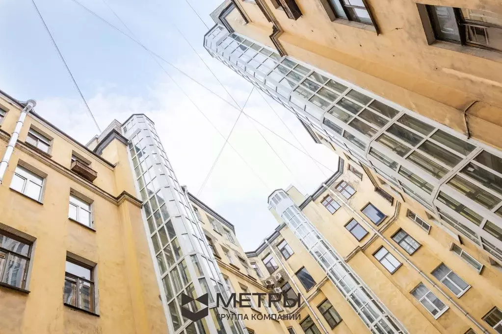 Студия Санкт-Петербург 3-я Советская ул., 7 (26.4 м) - Фото 1