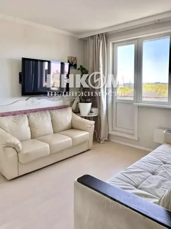 1-к кв. Москва ул. Маршала Захарова, 12К3 (37.5 м) - Фото 1