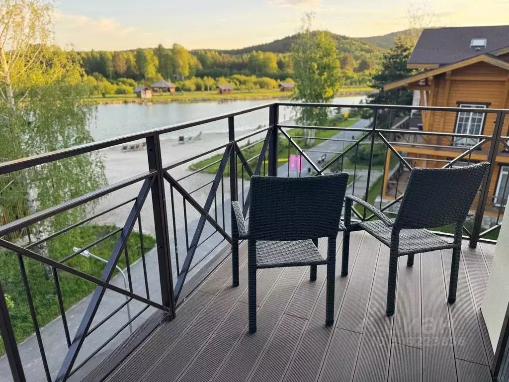 2-к кв. Челябинская область, Миасский городской округ, с. Сыростан ул. ... - Фото 1