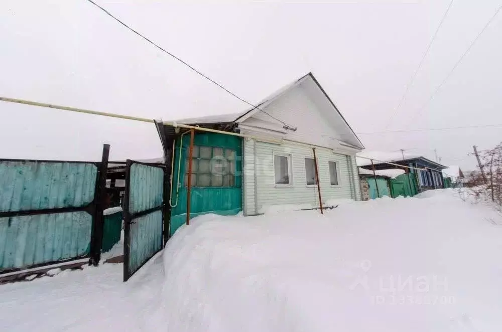 Дом в Курганская область, Шадринск ул. Комиссаров (61 м) - Фото 0