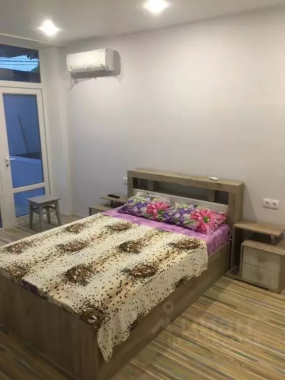 Дом в Крым, Алушта муниципальный округ, с. Солнечногорское ул. ... - Фото 1