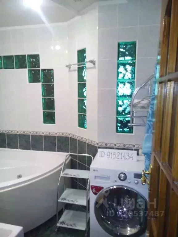 2-к кв. Крым, Алушта ул. Ленина, 49 (55.0 м) - Фото 2