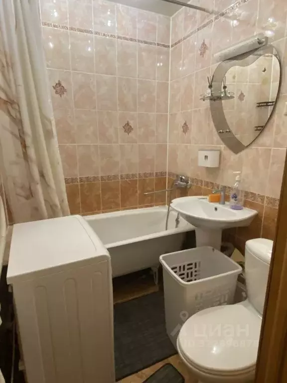 2-к кв. Челябинская область, Челябинск ул. Бурденюка, 11 (42.0 м) - Фото 1