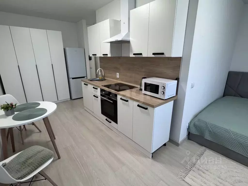 Студия Тюменская область, Тюмень Одесская ул., 7к1 (29.9 м) - Фото 1