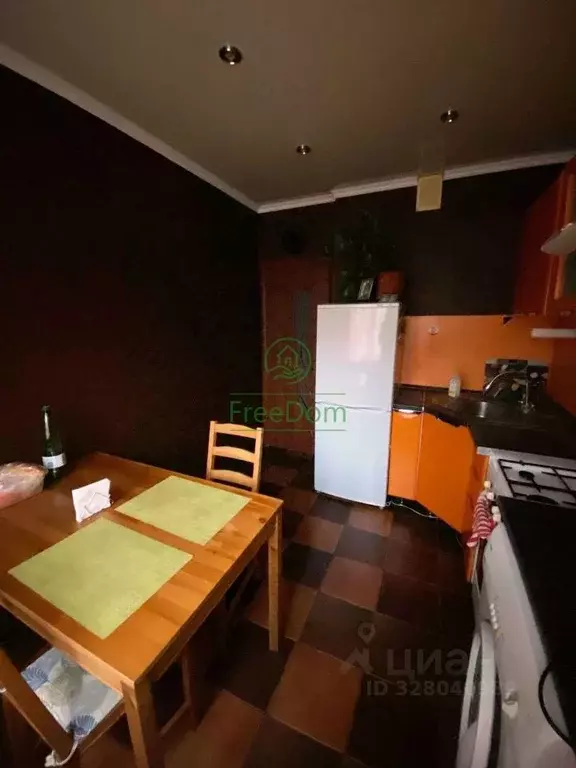 3-к кв. Белгородская область, Белгород 10-й мкр, ул. 60 лет Октября, ... - Фото 2