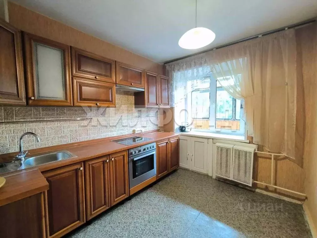 2-к кв. Новосибирская область, Новосибирск ул. Кошурникова, 10 (53.0 ... - Фото 0