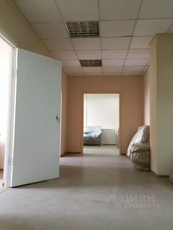 Офис в Красноярский край, Красноярск ул. Дубровинского, 112 (650 м) - Фото 1