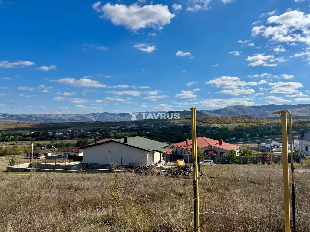 Участок в Крым, Симферопольский район, Добровское с/пос, с. ... - Фото 2