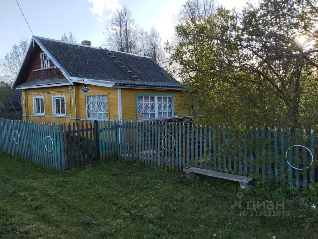 Дом в Новгородская область, Старорусский район, Наговское с/пос, д. ... - Фото 1