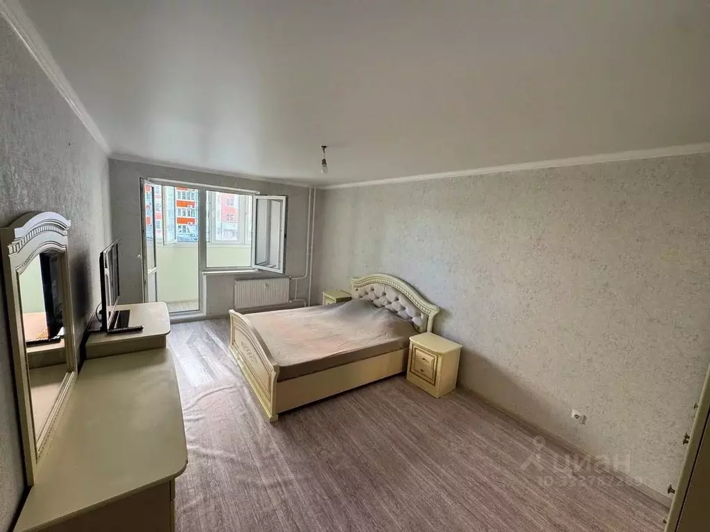 2-к кв. Краснодарский край, Анапа ул. Адмирала Пустошкина, 22к10 (66.0 ... - Фото 1