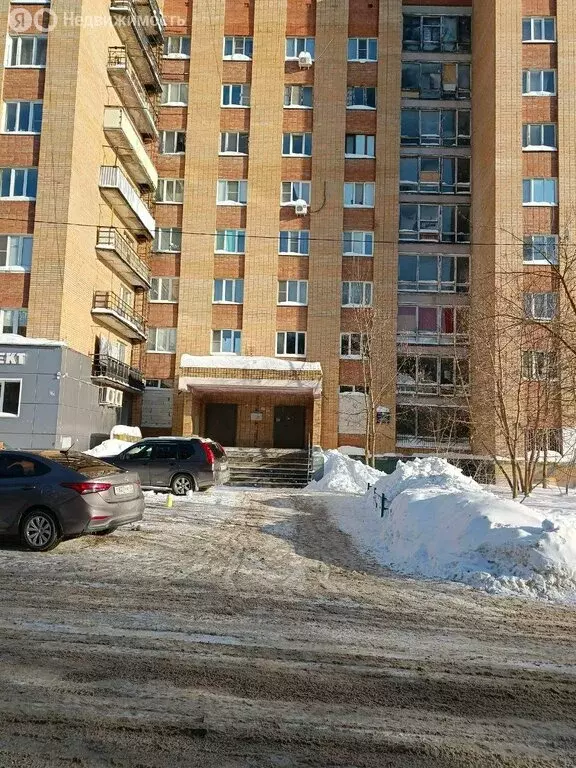 1к в 8-комнатной квартире (17 м) - Фото 1