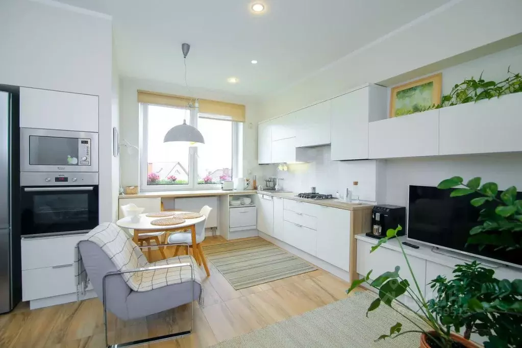 2-к кв. Калининградская область, Гурьевский муниципальный округ, пос. ... - Фото 2