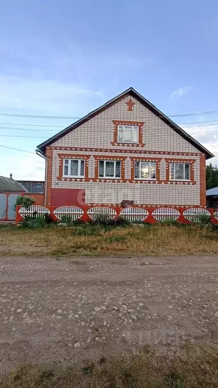 Дом в Удмуртия, Можга Можгинский район, Вятская ул., 26 (148 м) - Фото 0
