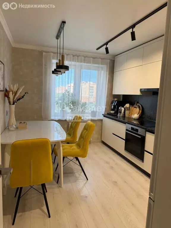 2-комнатная квартира: Октябрьский, улица Клинова, 9 (67.7 м) - Фото 2