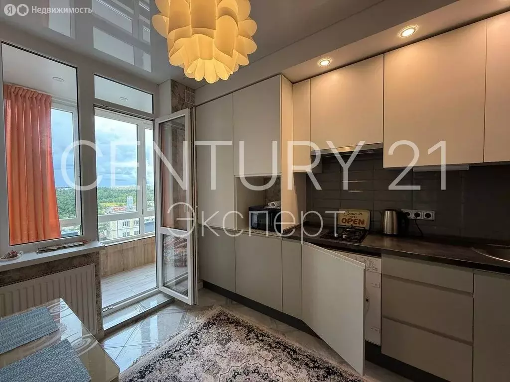 Квартира-студия: Зеленоградск, улица Тургенева, 14А (42.1 м) - Фото 1