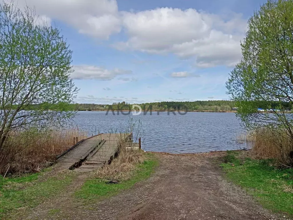 Участок в Тверская область, Конаковский муниципальный округ, д. ... - Фото 1