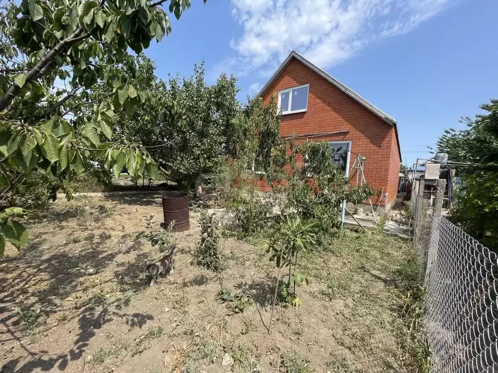 Дом в Краснодарский край, Темрюк ул. Карла Маркса (83 м) - Фото 1