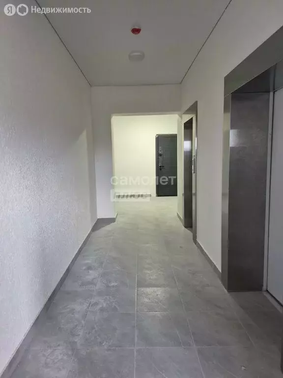 3-комнатная квартира: Нальчик, улица Атажукина, 11 (106 м) - Фото 1