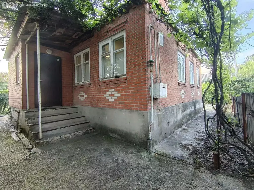 Дом в Крымск, Дорожная улица (78 м) - Фото 1